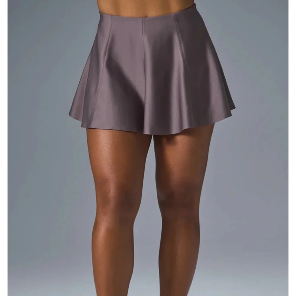 ALO Yoga Gray Apparel
